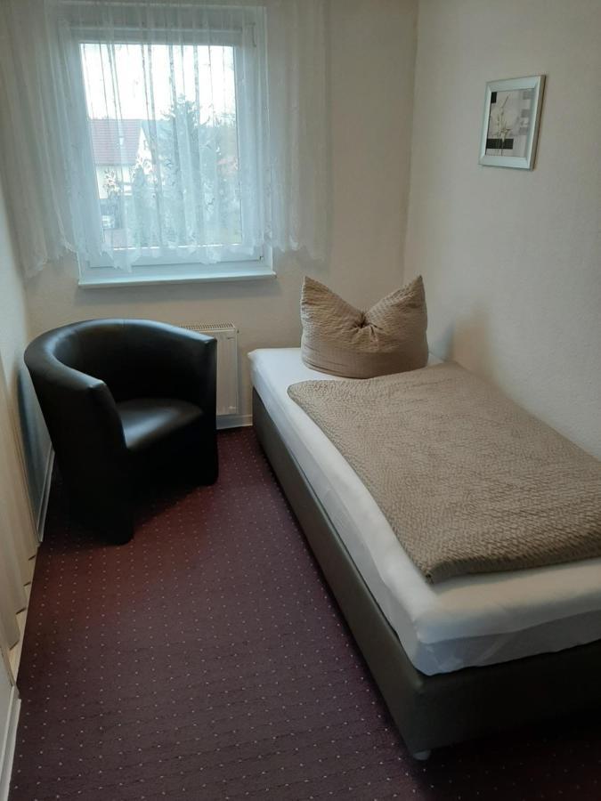 Gasthof & Pension Zum Saalestrand Bad Dürrenberg Extérieur photo