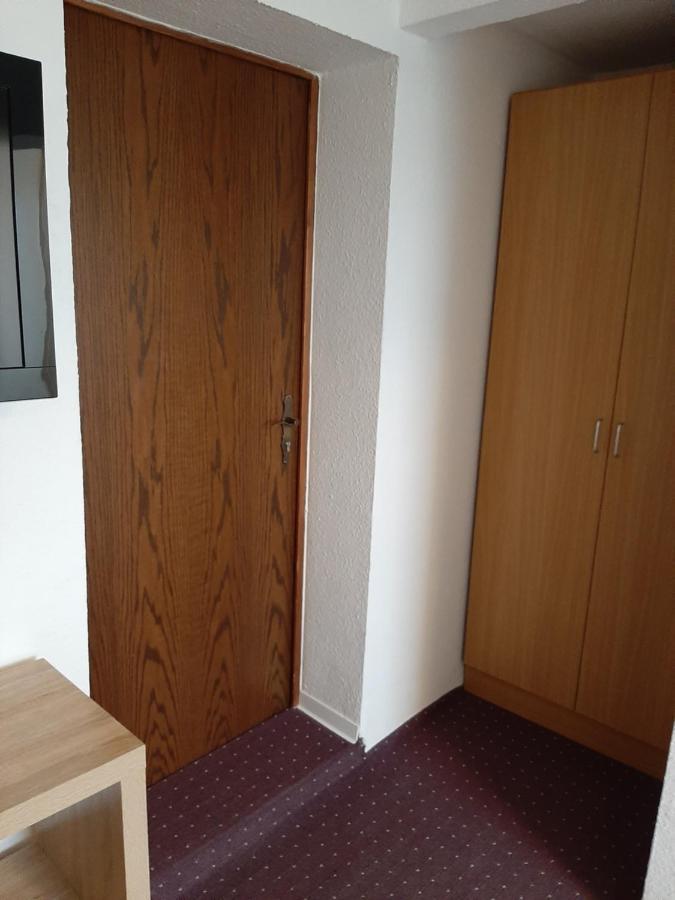 Gasthof & Pension Zum Saalestrand Bad Dürrenberg Extérieur photo